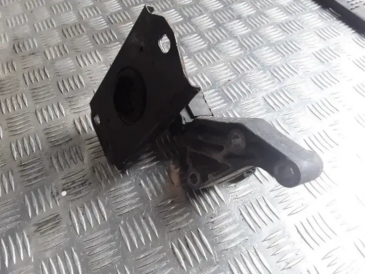 Renault Trafic II (X83) (2002 - 2014) 8200378211 Опора двигателя — фото 2