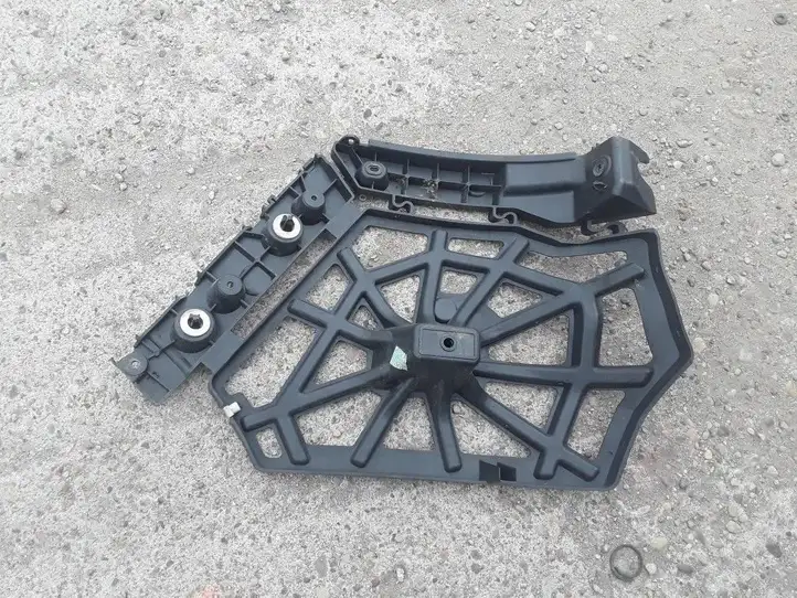 Renault Scenic III - Grand scenic III (2009 - 2016) 850440008 Кронштейн заднего бампера — фото 2