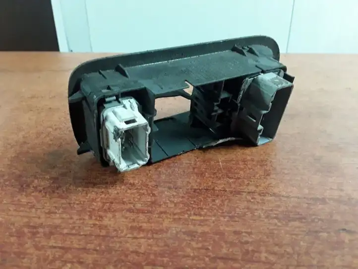 Renault Megane II (2002 - 2005) 156018070 Блок кнопок стеклоподъемников — фото 2