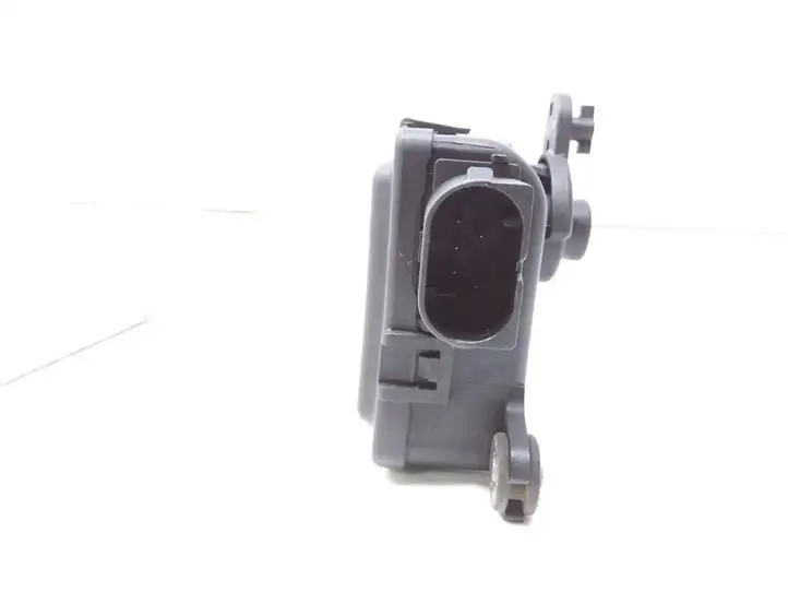 Audi A3/S3 8L (2000 - 2003) 1J2907511B Двигатель задвижки потока воздуха — фото 3
