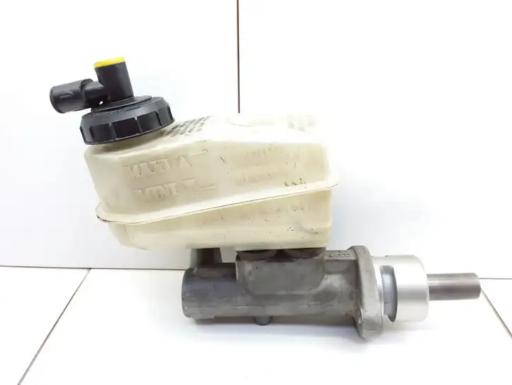 Renault Scenic I (1996 - 2003) 7700436913 Главный тормозной цилиндр — фото 1