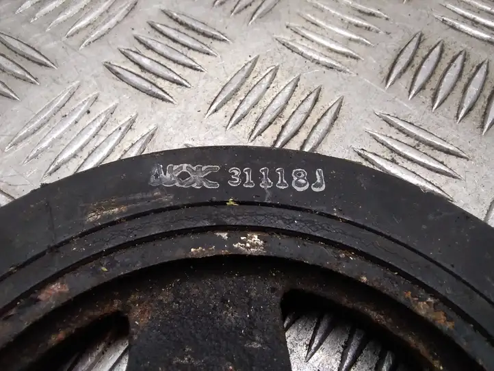 Renault Espace - Grand espace IV (2004 - 2014) Шкив коленчатого вала — фото 3
