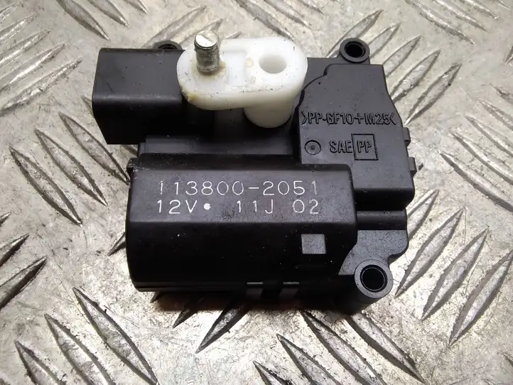 Toyota Corolla Verso AR10 (2004 - 2009) 1138002051 Двигатель задвижки потока воздуха — фото 2