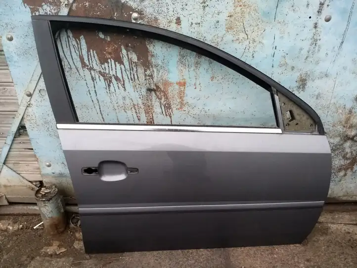 Opel Vectra C (2002 - 2005) Дверь — фото 1