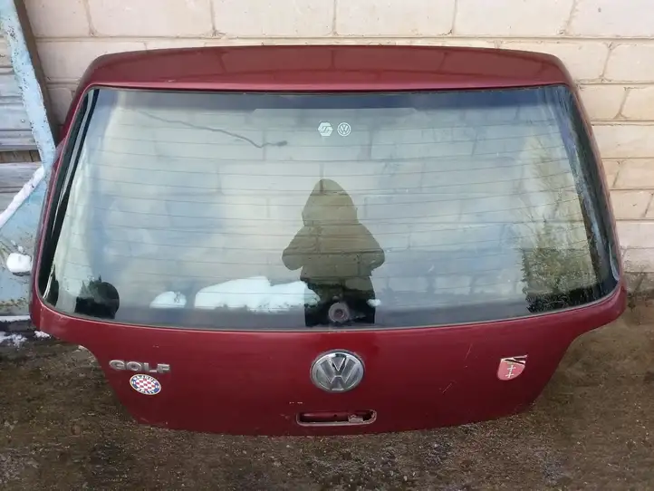 Volkswagen Golf IV (1998 - 2005) Крышка багажника — фото 1