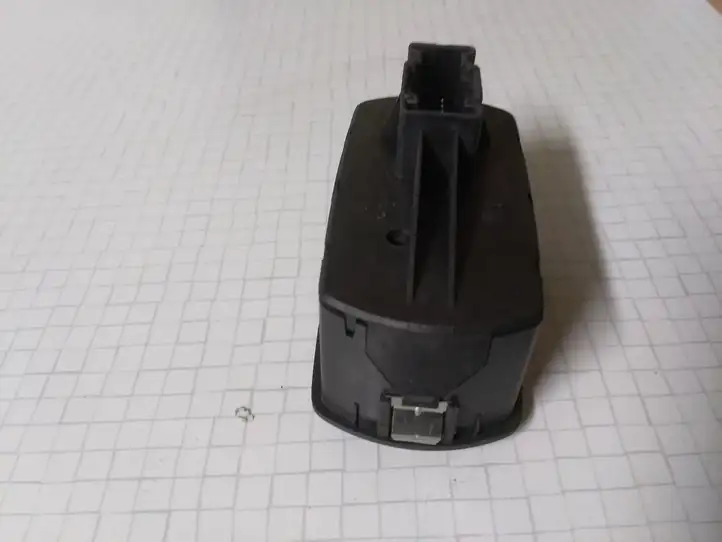 Opel Corsa D (2006 - 2010) 13258522AD Блок кнопок стеклоподъемников — фото 2
