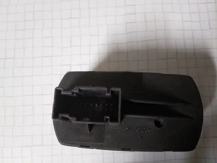 Opel Corsa D (2006 - 2010) 13258522AD Блок кнопок стеклоподъемников — фото 4