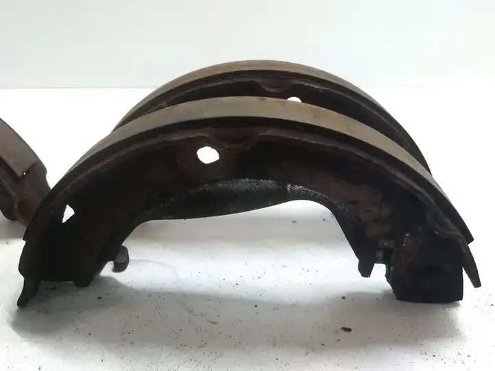 Toyota Verso (2009 - 2012) Колодки ручного тормоза — фото 3