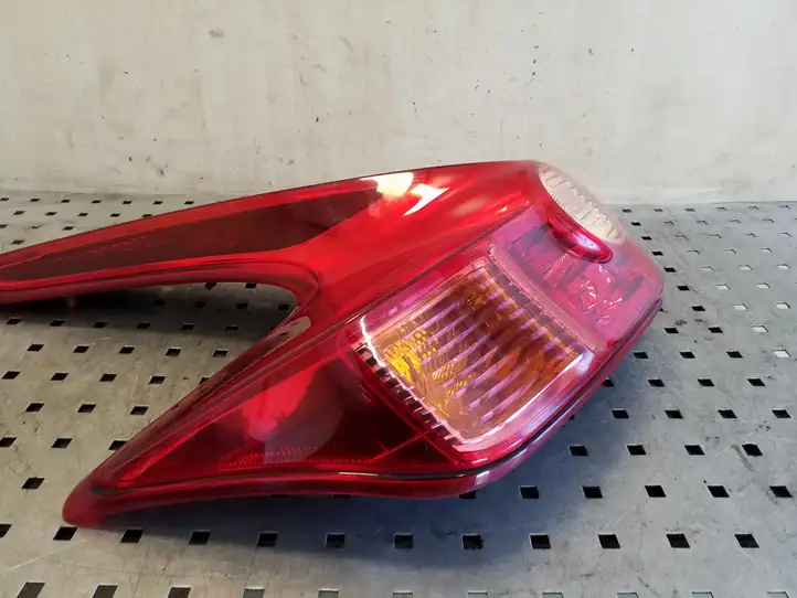 Nissan Juke I F15 (2010 - 2018) ICHIKOHVALEOT003 Задний фонарь в кузове — фото 3