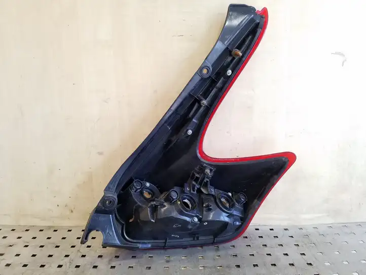Nissan Juke I F15 (2010 - 2018) ICHIKOHVALEOT003 Задний фонарь в кузове — фото 5