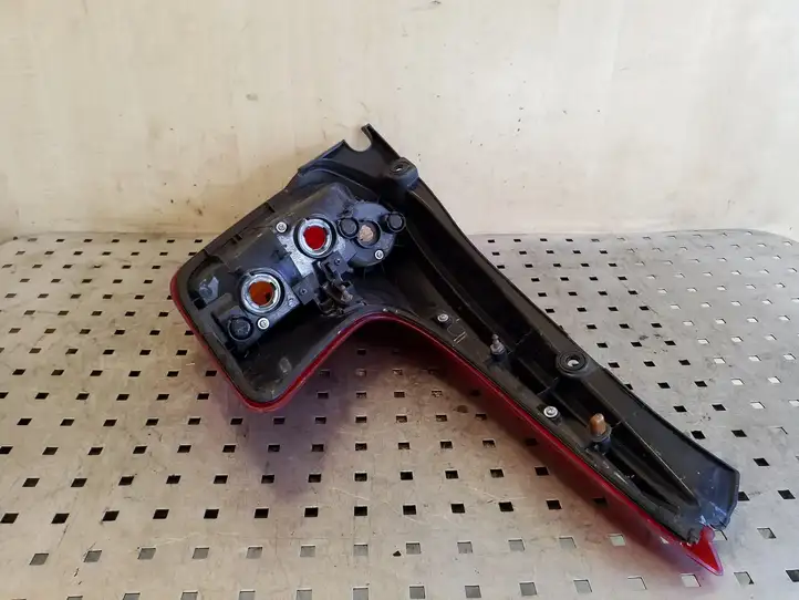 Nissan Juke I F15 (2010 - 2018) ICHIKOHVALEOT003 Задний фонарь в кузове — фото 6