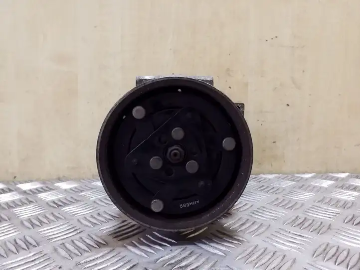 Nissan Juke I F15 (2010 - 2018) 92600AZ74A Компрессор (насос) кондиционера воздуха — фото 3