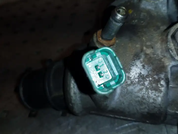 Opel Astra H (2004 - 2009) 55203388 Термостат — фото 2