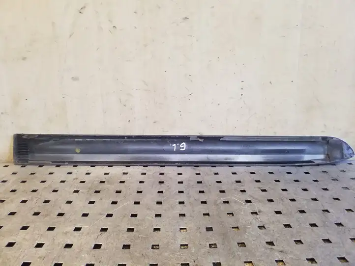 Volkswagen Tiguan (2007 - 2011) 5N0853753 Молдинги задней двери — фото 5