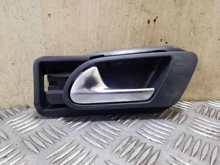 Volkswagen Tiguan (2007 - 2011) 5N0837197 Внутренняя ручка двери — фото 1