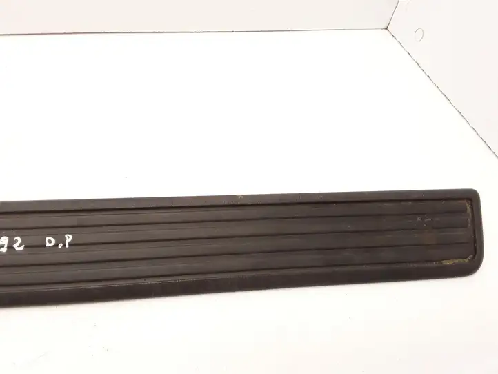 Honda Accord (2008 - 2016) 84202TL0003020 Внутренняя отделка переднего порога — фото 2