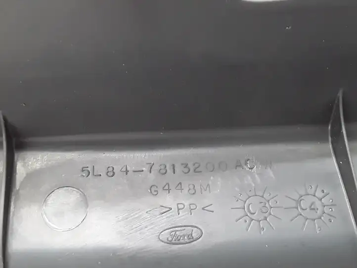 Mazda Tribute (2004 - 2007) 5L847813200ACW Внутренняя отделка переднего порога — фото 6