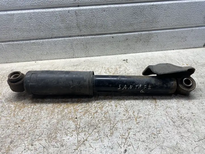 Hyundai Santa Fe (2005 - 2009)  553102B201 Задний амортизатор с пружиной