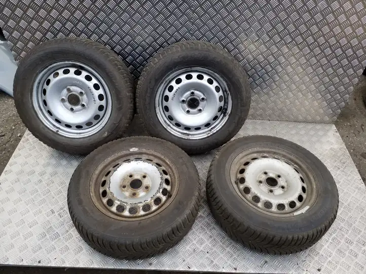 Volkswagen Caddy (2010 - 2015) 2K0601027 Стальной штампованный диск R15 — фото 1
