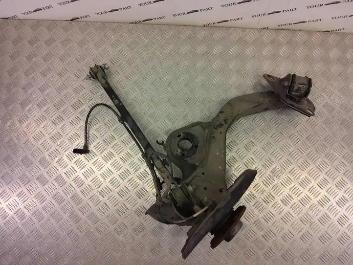 BMW X1 F48 F49 (2015 - 2022)   Задний поворотный кулак (ступица, цапфа)