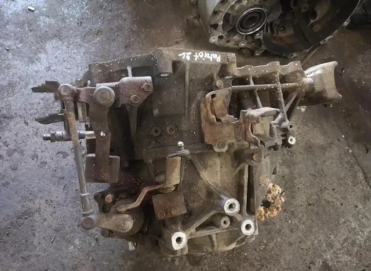 Jeep Patriot (2006 - 2016) Механическая коробка передач, 6 передач — фото 1