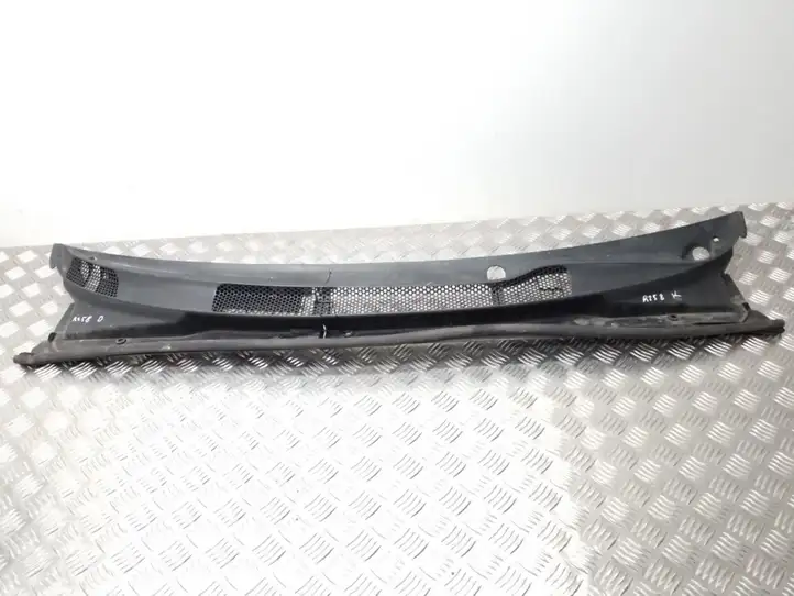 Toyota Yaris (1999 - 2003) 5578252030 Жабо стеклоочистителей — фото 1