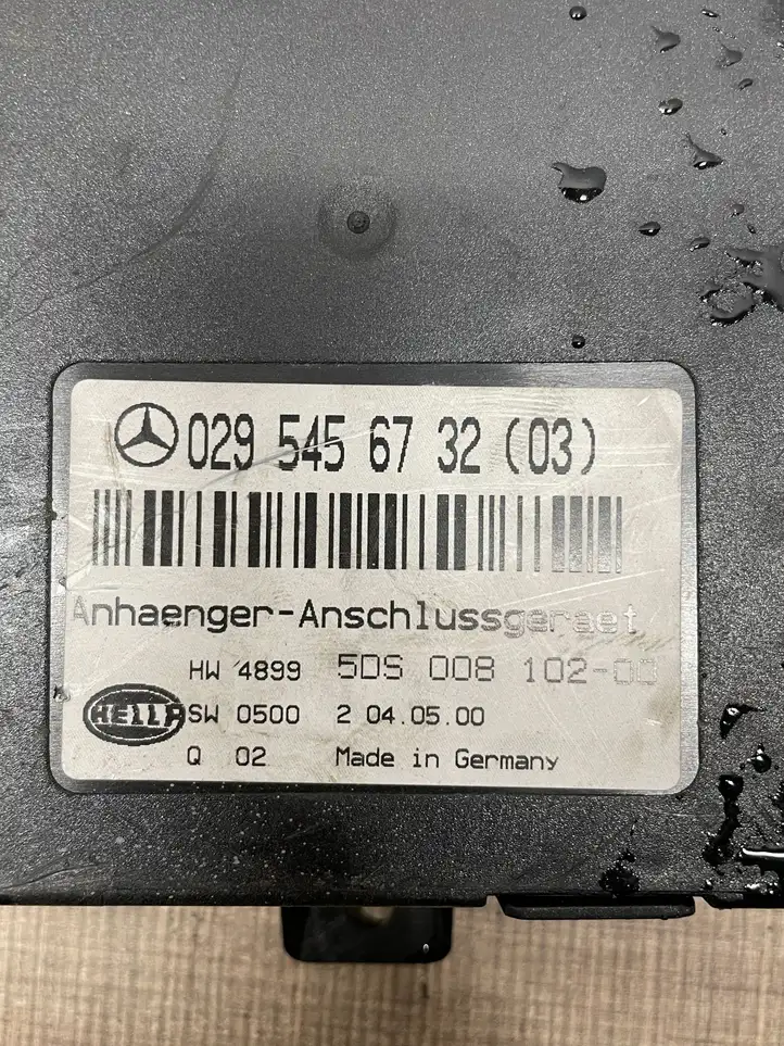 Mercedes-Benz C W203 (2000 - 2007) 0295456732 Реле крюка для прицепа — фото 3