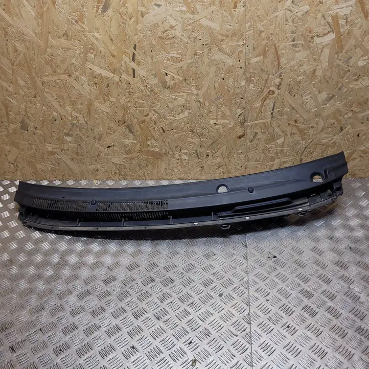Toyota Yaris (2005 - 2009) 5578352220 Жабо стеклоочистителей — фото 1