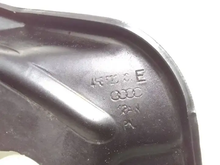 Audi A6 (2014 - 2018)  4G8823301E Петля (петли) капота