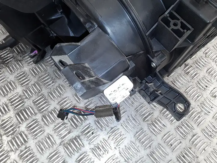 Toyota Yaris (2005 - 2009) 871500D020 Комплект системы вентиляции салона — фото 4