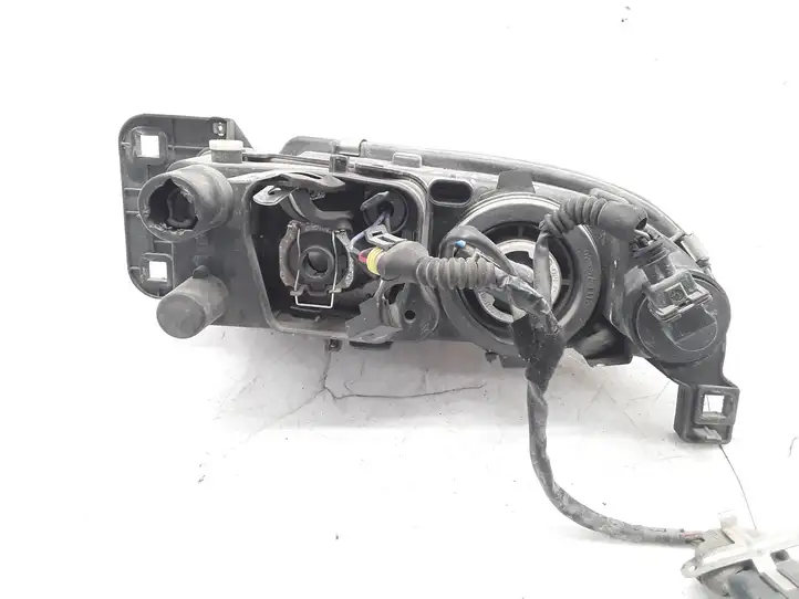 Alfa Romeo 166 (1998 - 2003) Передняя фара — фото 2