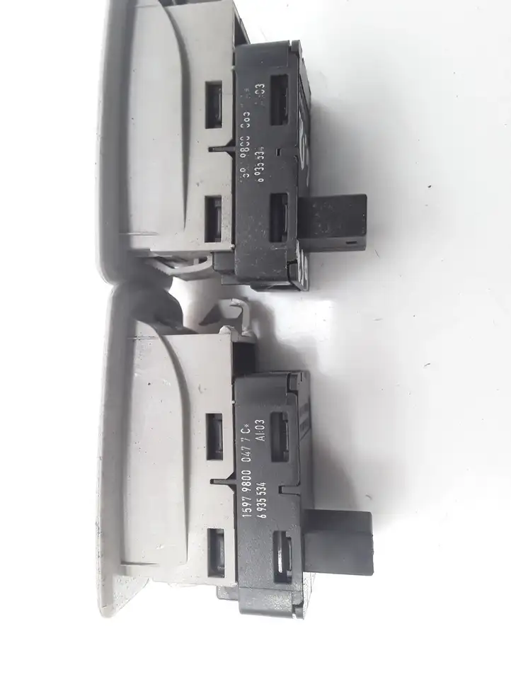 BMW 1 E81 E87 (2004 - 2011) 6935534 Кнопка стеклоподъемников — фото 6