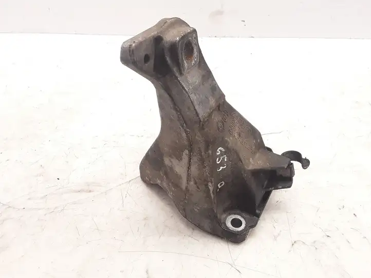 BMW 1 E81 E87 (2004 - 2011) 6781916 Кронштейн двигателя — фото 5