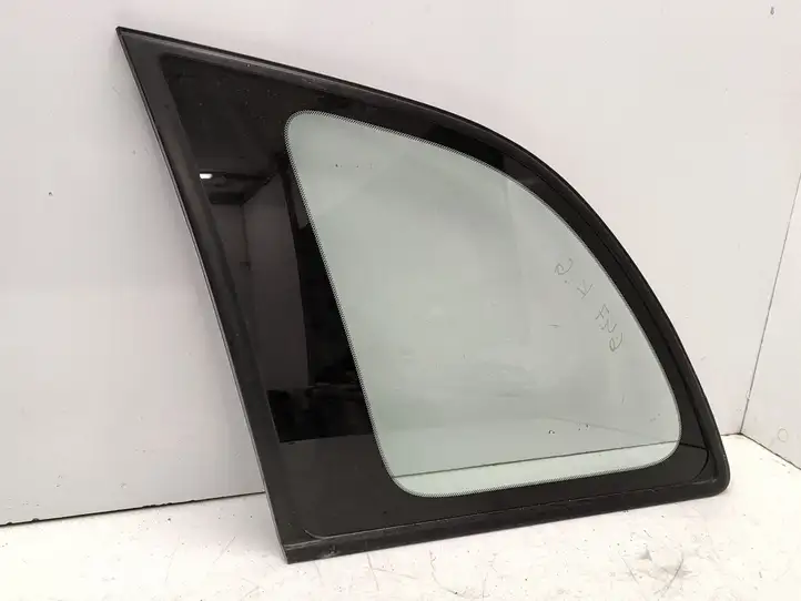 Toyota RAV 4 (XA20) (2000 - 2005) 43R00122 Заднее боковое стекло — фото 1