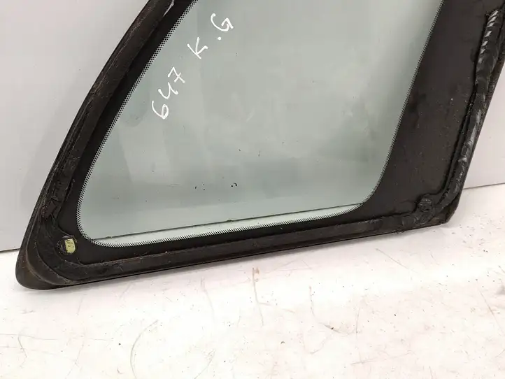 Toyota RAV 4 (XA20) (2000 - 2005) 43R00122 Заднее боковое стекло — фото 4