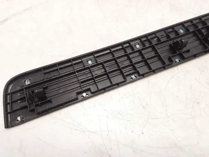 Honda Accord (2003 - 2007) 84202SEA0030 Внутренняя отделка переднего порога — фото 3