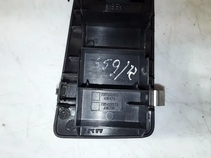 Fiat Bravo (2007 - 2014) 735423372 Блок кнопок стеклоподъемников — фото 6