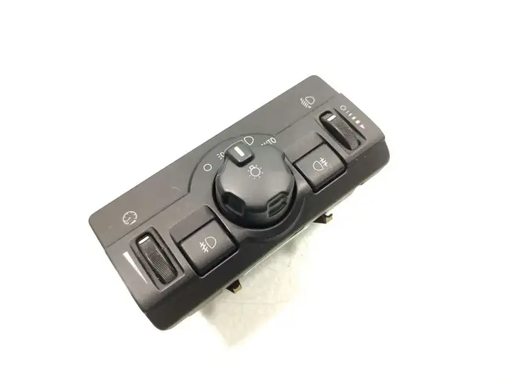 Land Rover Freelander 2 - LR2 (2006 - 2010) 6G9N-13A024-HE Включатель фонарей — фото 3