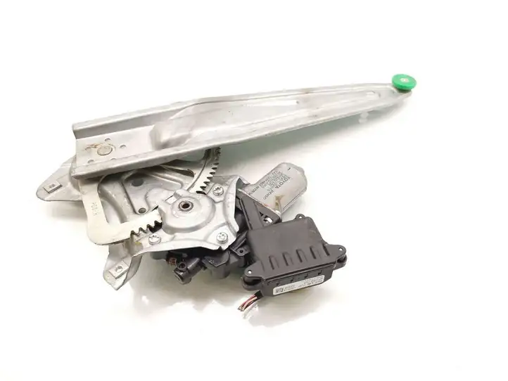 Toyota Avensis T270 (2009 - 2012) 85701-02010 Электростеклоподъемник передний (комплект) — фото 3