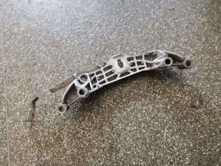 Mini One Cooper Coupe R56 (2004 - 2014) 6772032 Кронштейн двигателя — фото 2