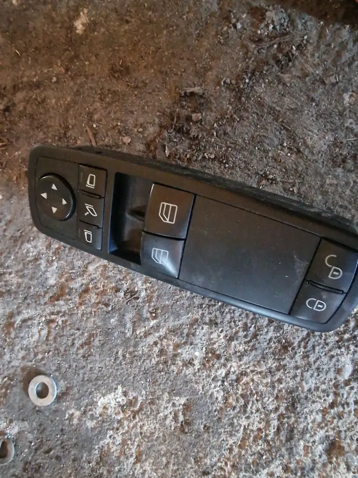 Mercedes-Benz B-class W245 (2005 - 2008) A1698206510 Блок кнопок стеклоподъемников — фото 3