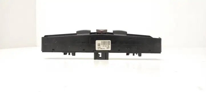 Opel Astra H (2004 - 2009) 03758075 Включатель аварийных фонарей — фото 3