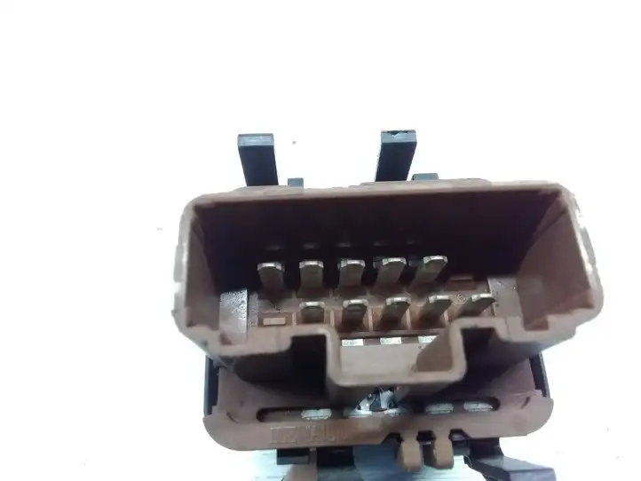 Opel Vivaro (2006 - 2014) 015085A Кнопка стеклоподъемников — фото 3