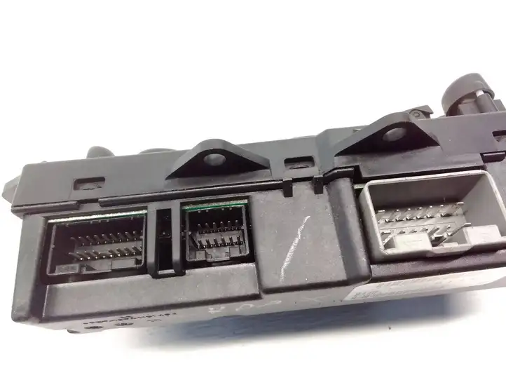 Chrysler Pacifica (2003 - 2008) 04685980AE Кнопка стеклоподъемников — фото 3