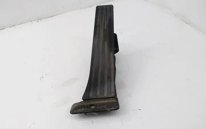 BMW 3 F30 F35 F31 (2012 - 2018) 6853175 Педаль акселератора — фото 1