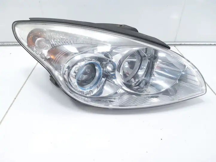 Hyundai i30 (2007 - 2012) 921022LXXX Передняя фара — фото 1