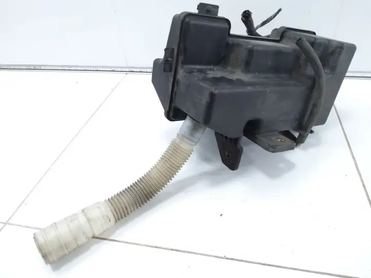 Volkswagen Tiguan (2007 - 2011) 5N0955453 Бачок омывателя стекла — фото 3