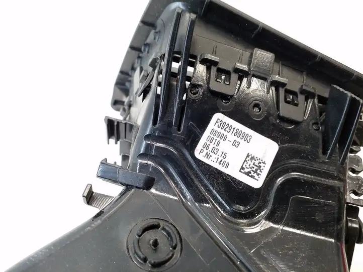 BMW 5 F10 F11 (2009 - 2016) F3929189903 Боковой воздушный дефлектор — фото 3