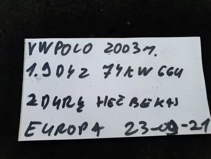 Volkswagen Polo (2001 - 2005) 6Q0853274 Молдинг крыла — фото 2