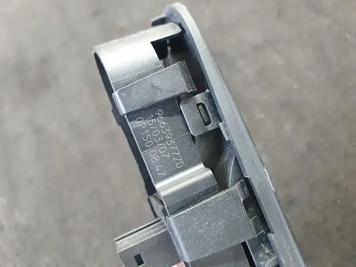 Citroen C4 I Picasso (2006 - 2013) 96639377ZD Блок кнопок стеклоподъемников — фото 8